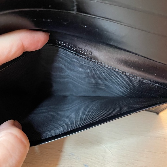 Gucci Black Leather Wallet - Picture 9 of 15